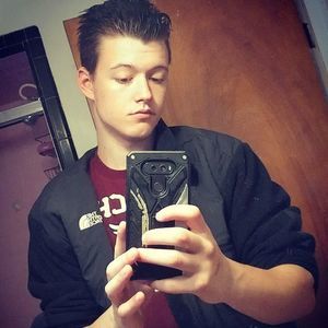 Meet your Posher, Chris